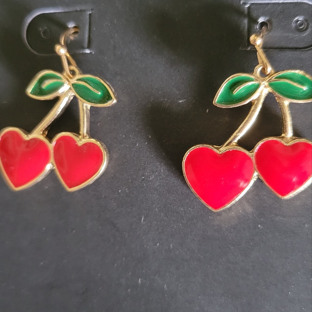 Cherry 🍒 earrings